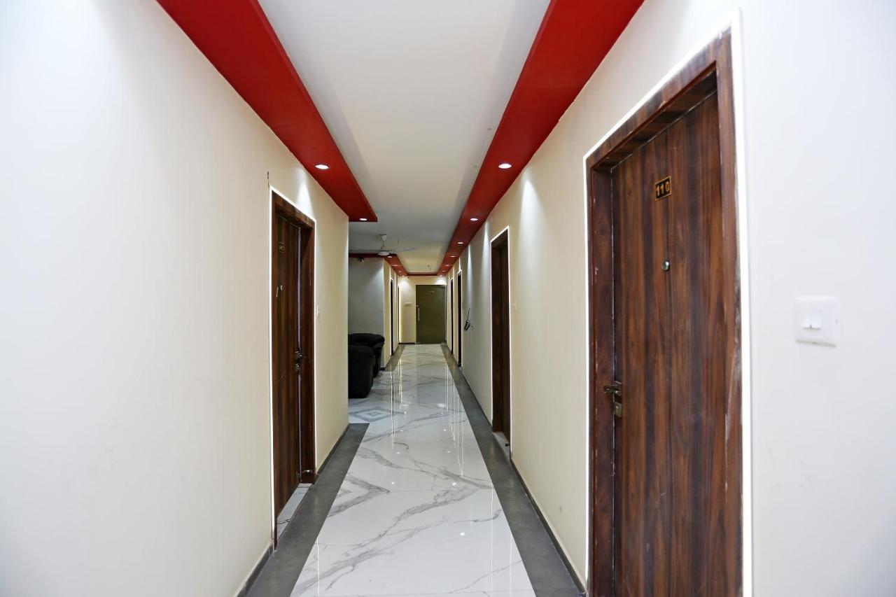 Oyo 23495 Hotel The Park Juhi Bari Buitenkant foto