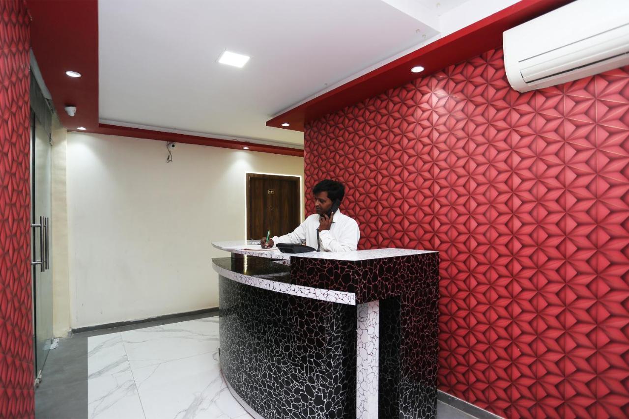 Oyo 23495 Hotel The Park Juhi Bari Buitenkant foto